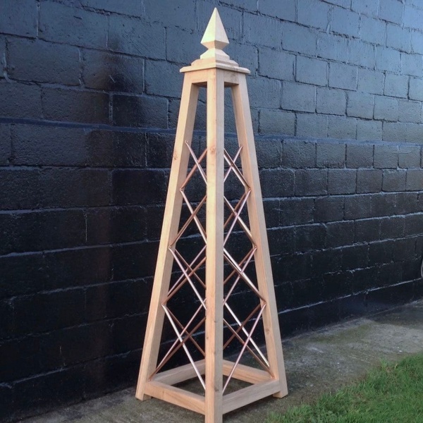 Spire Garden Obelisk - Oak