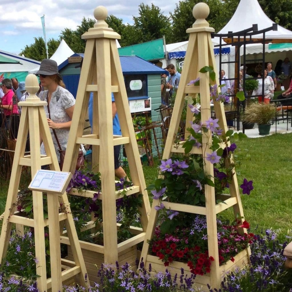 Obelisk with Integral Planter